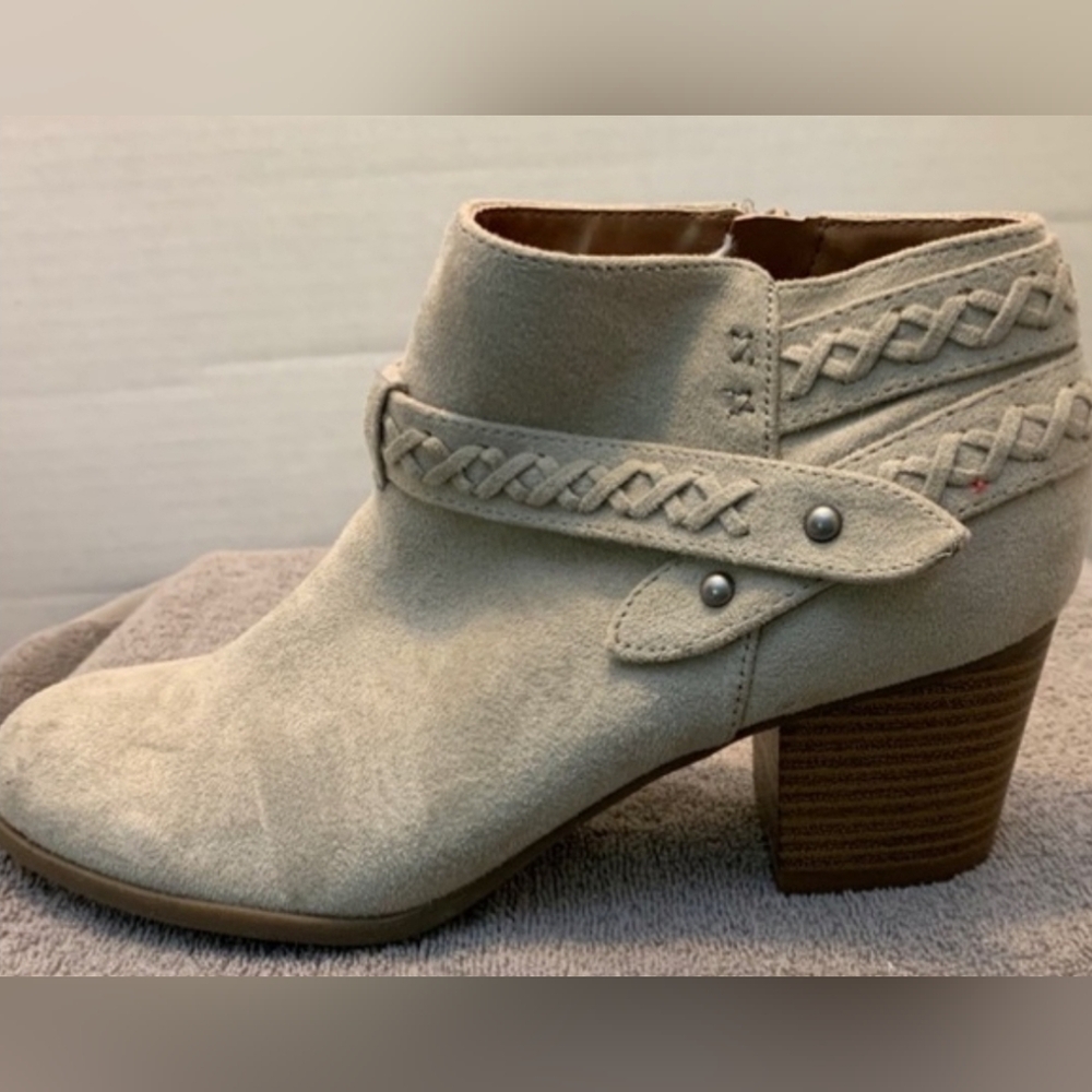 Indigo Braided Strap Ankle Faux Suede Booties Boots 8 9